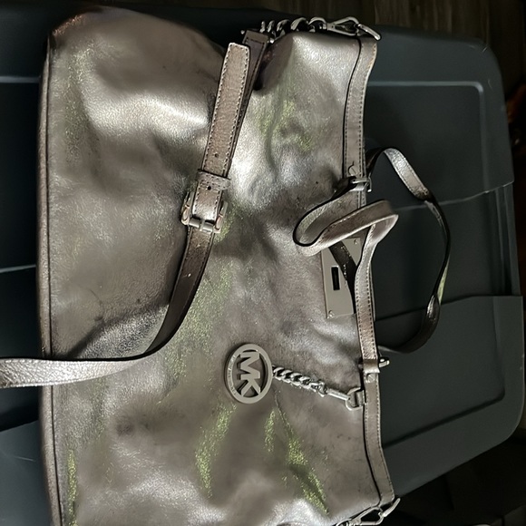 Silver large tote/sholder/crossbody bag - Picture 7 of 7